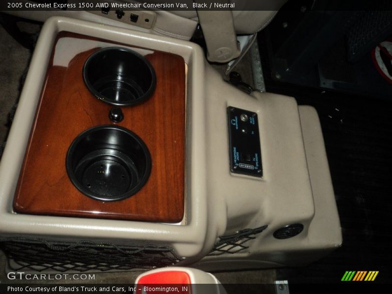 Black / Neutral 2005 Chevrolet Express 1500 AWD Wheelchair Conversion Van