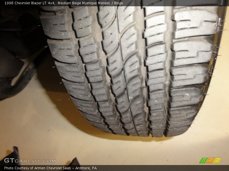 Medium Beige Mystique Metallic / Beige 1998 Chevrolet Blazer LT 4x4