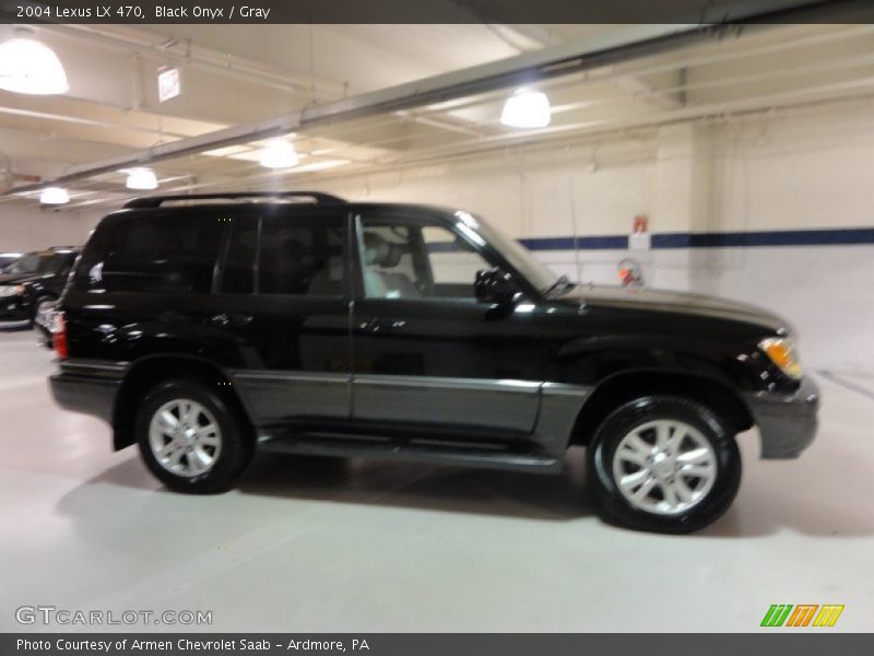 Black Onyx / Gray 2004 Lexus LX 470