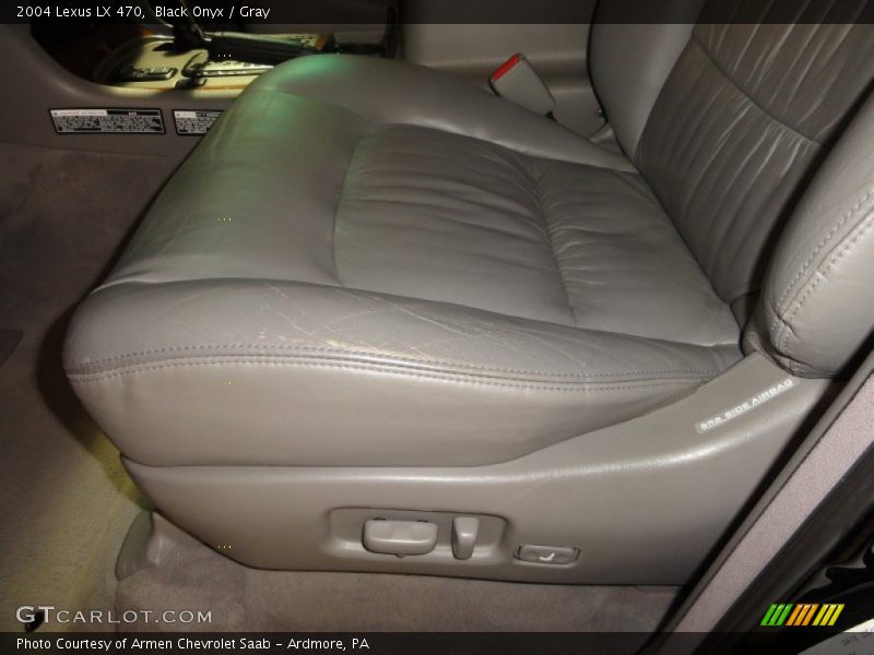 Black Onyx / Gray 2004 Lexus LX 470