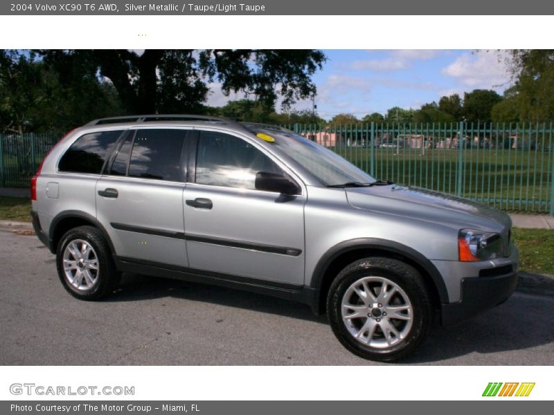 Silver Metallic / Taupe/Light Taupe 2004 Volvo XC90 T6 AWD