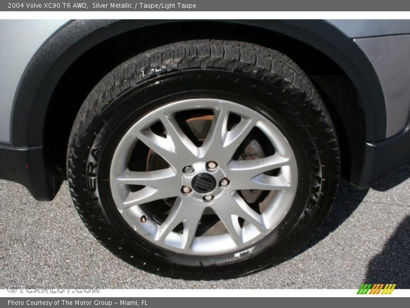 Silver Metallic / Taupe/Light Taupe 2004 Volvo XC90 T6 AWD