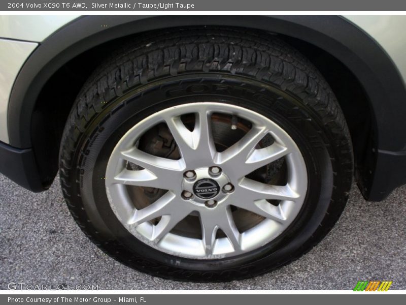Silver Metallic / Taupe/Light Taupe 2004 Volvo XC90 T6 AWD
