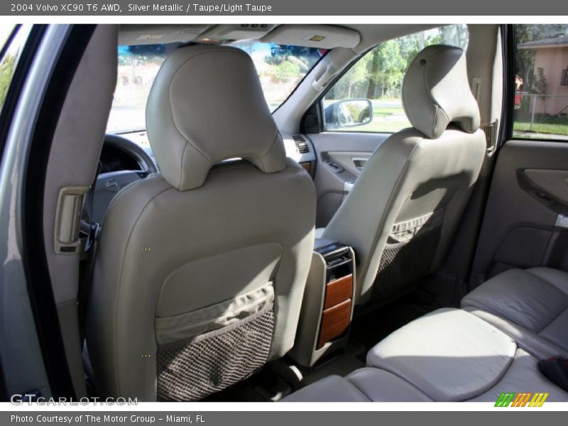 Silver Metallic / Taupe/Light Taupe 2004 Volvo XC90 T6 AWD