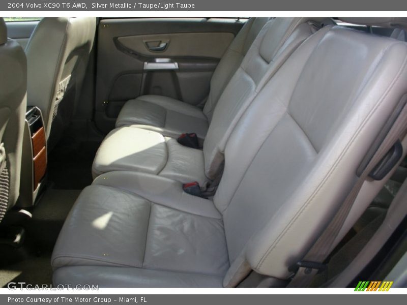 Silver Metallic / Taupe/Light Taupe 2004 Volvo XC90 T6 AWD