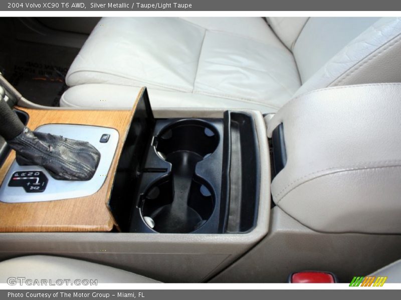 Silver Metallic / Taupe/Light Taupe 2004 Volvo XC90 T6 AWD