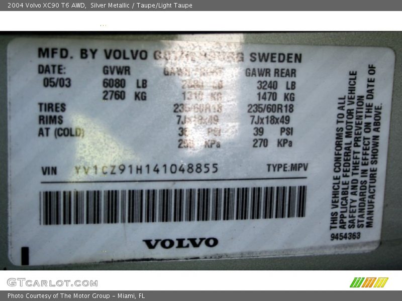 Silver Metallic / Taupe/Light Taupe 2004 Volvo XC90 T6 AWD