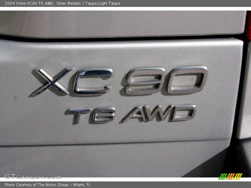 Silver Metallic / Taupe/Light Taupe 2004 Volvo XC90 T6 AWD