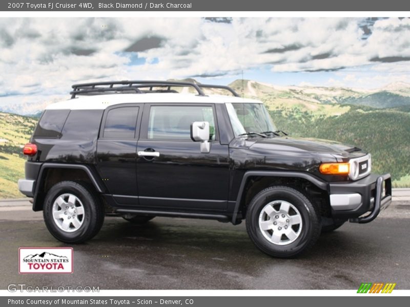 Black Diamond / Dark Charcoal 2007 Toyota FJ Cruiser 4WD