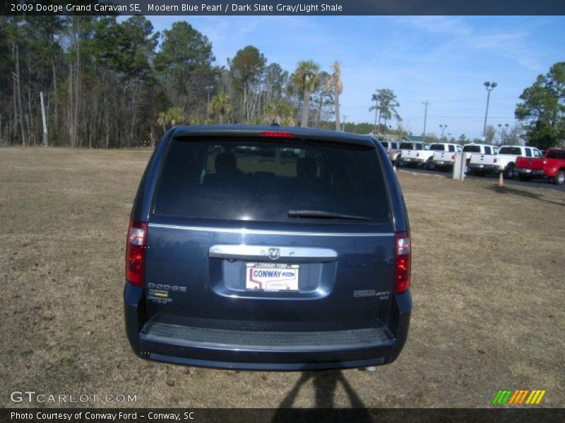 Modern Blue Pearl / Dark Slate Gray/Light Shale 2009 Dodge Grand Caravan SE