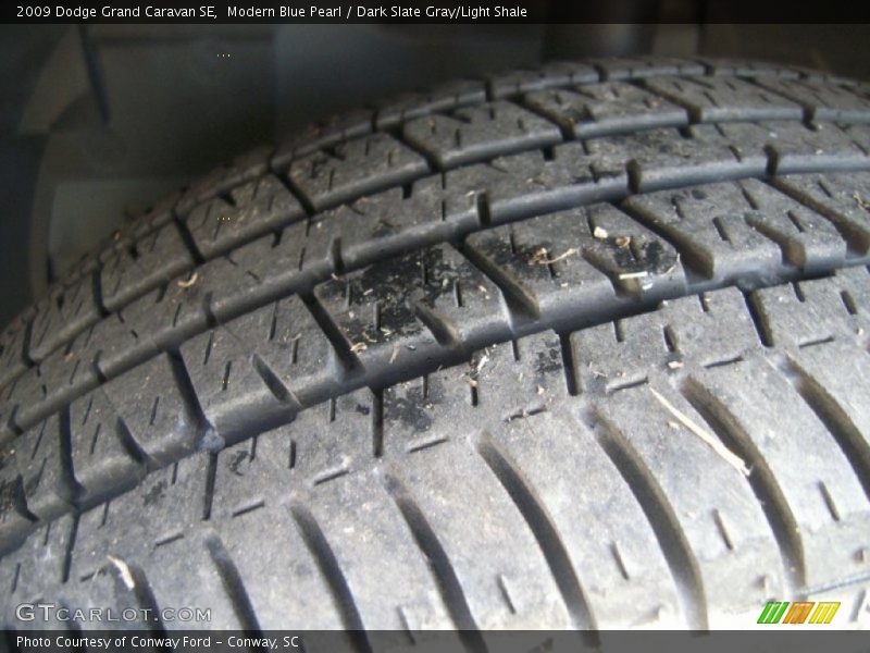Modern Blue Pearl / Dark Slate Gray/Light Shale 2009 Dodge Grand Caravan SE