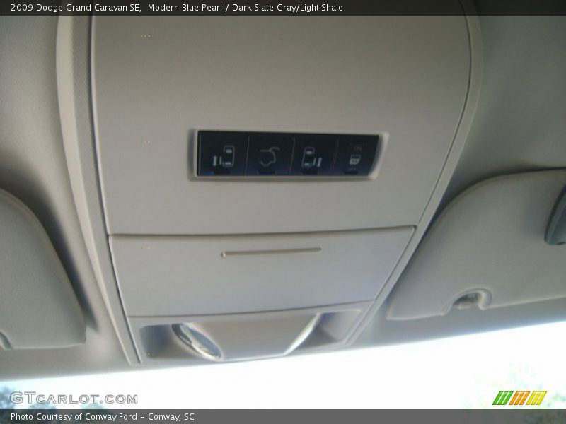 Modern Blue Pearl / Dark Slate Gray/Light Shale 2009 Dodge Grand Caravan SE