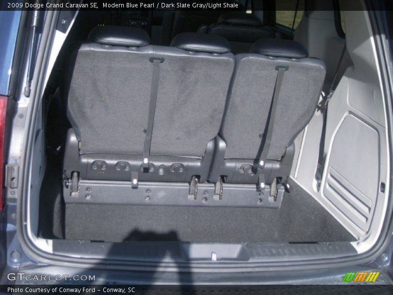 Modern Blue Pearl / Dark Slate Gray/Light Shale 2009 Dodge Grand Caravan SE