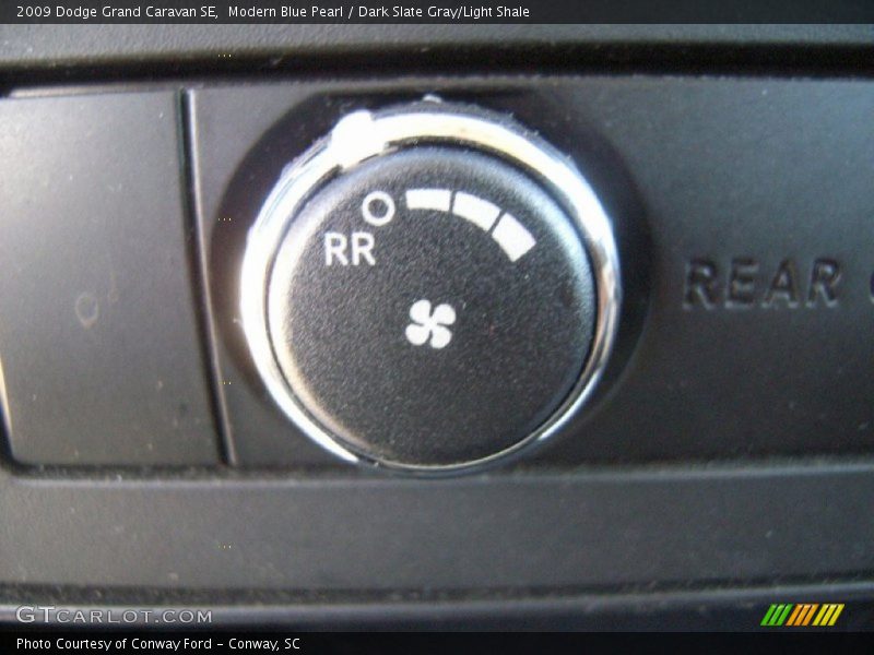 Modern Blue Pearl / Dark Slate Gray/Light Shale 2009 Dodge Grand Caravan SE