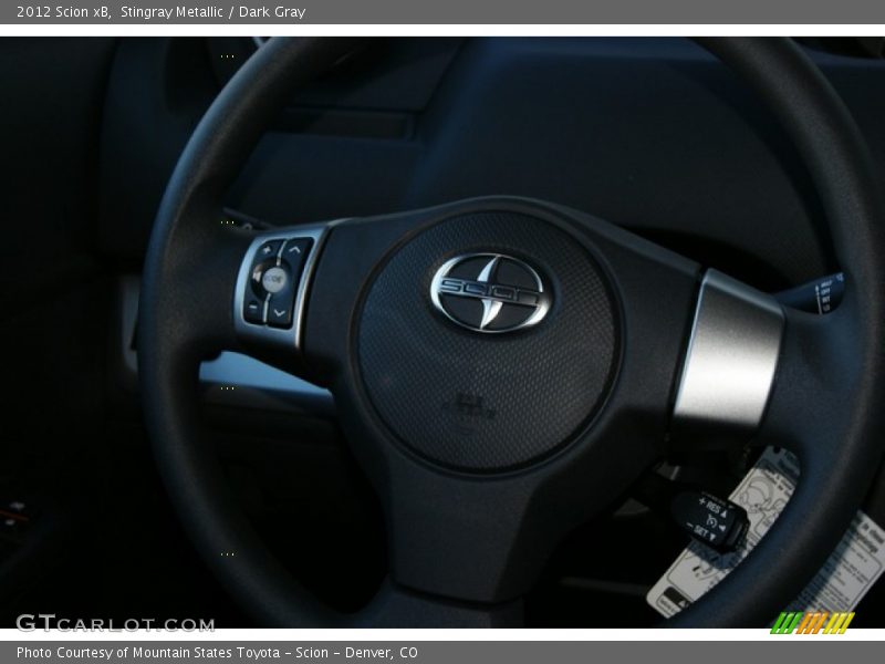 Stingray Metallic / Dark Gray 2012 Scion xB