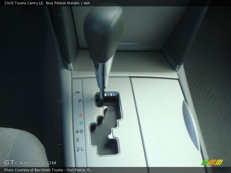 Blue Ribbon Metallic / Ash 2009 Toyota Camry LE