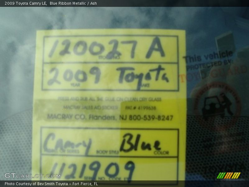 Blue Ribbon Metallic / Ash 2009 Toyota Camry LE