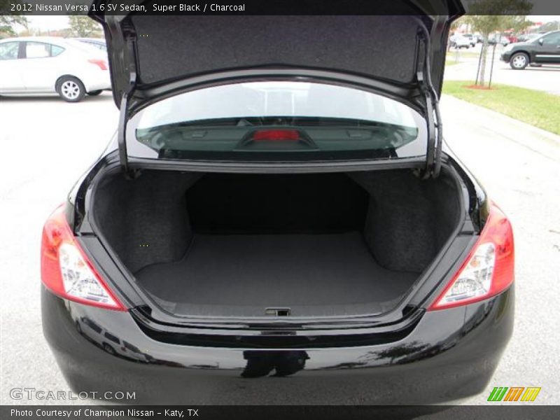 Super Black / Charcoal 2012 Nissan Versa 1.6 SV Sedan