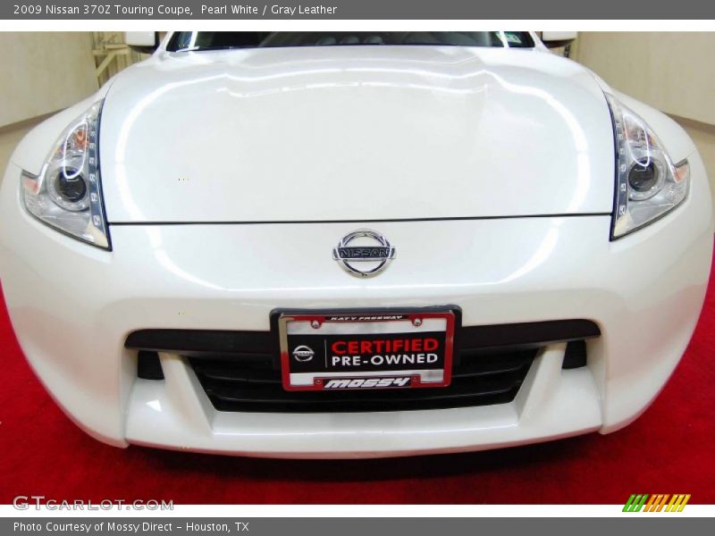 Pearl White / Gray Leather 2009 Nissan 370Z Touring Coupe