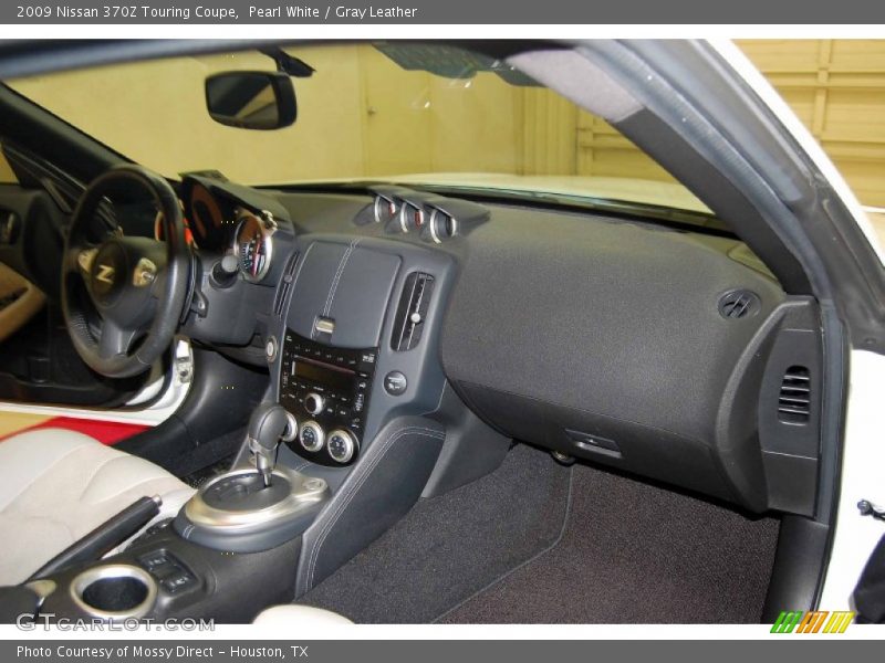 Pearl White / Gray Leather 2009 Nissan 370Z Touring Coupe
