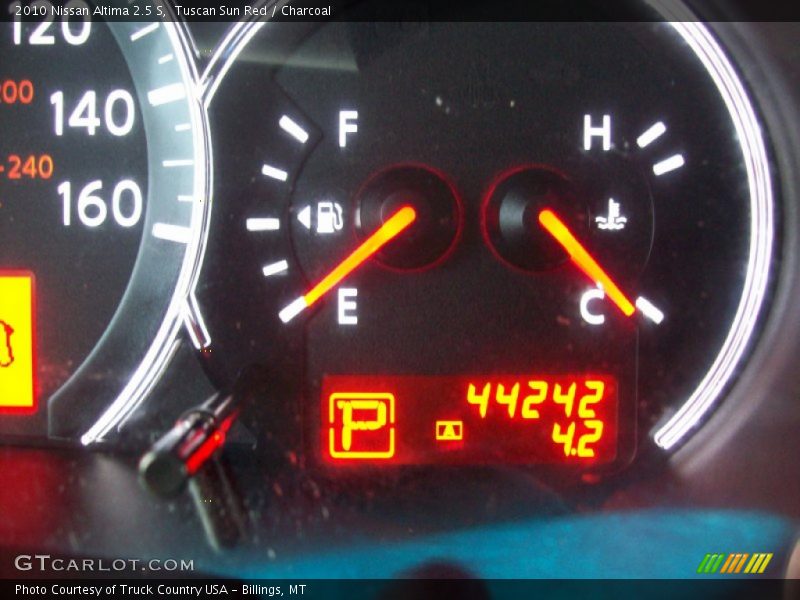 Tuscan Sun Red / Charcoal 2010 Nissan Altima 2.5 S