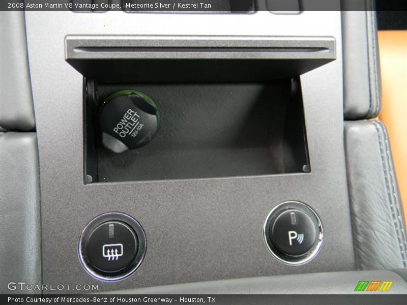 Meteorite Silver / Kestrel Tan 2008 Aston Martin V8 Vantage Coupe