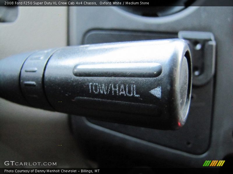 Oxford White / Medium Stone 2008 Ford F250 Super Duty XL Crew Cab 4x4 Chassis