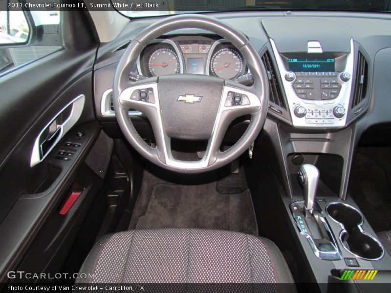 Summit White / Jet Black 2011 Chevrolet Equinox LT