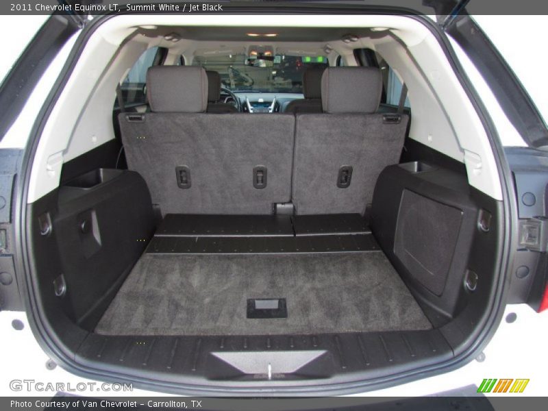 Summit White / Jet Black 2011 Chevrolet Equinox LT