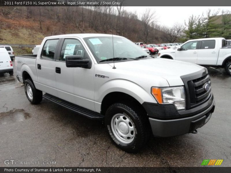 Front 3/4 View of 2011 F150 XL SuperCrew 4x4