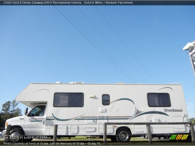 Oxford White / Medium Parchment 2000 Ford E Series Cutaway E450 Recreational Vehicle