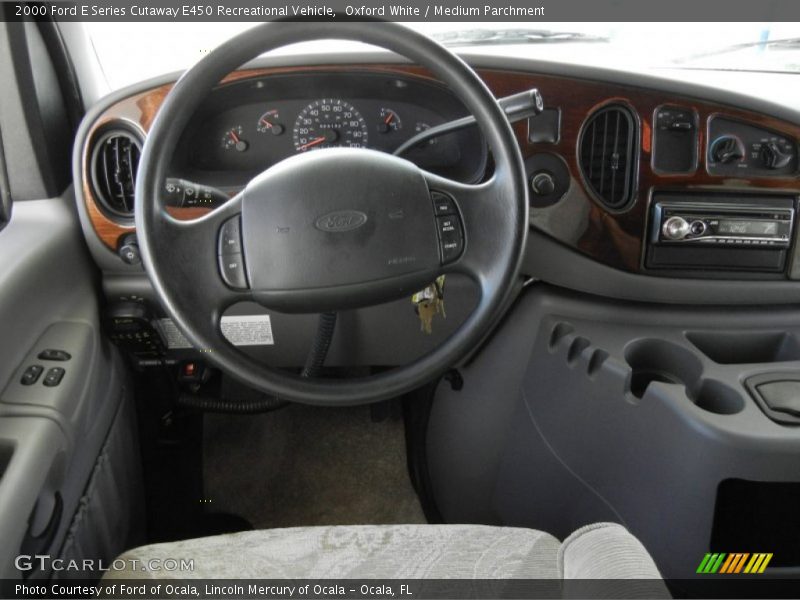 Oxford White / Medium Parchment 2000 Ford E Series Cutaway E450 Recreational Vehicle