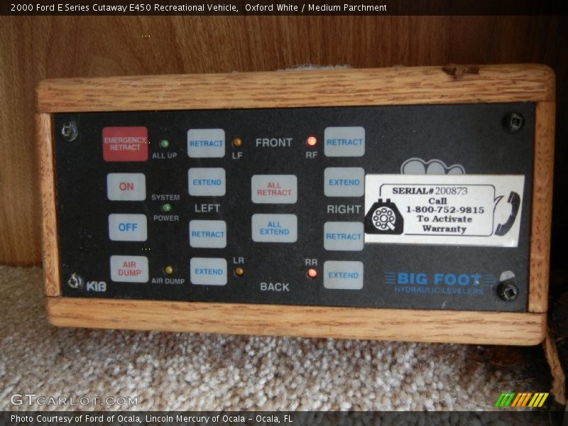 Oxford White / Medium Parchment 2000 Ford E Series Cutaway E450 Recreational Vehicle