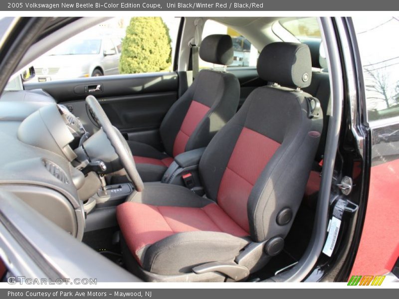  2005 New Beetle Bi-Color Edition Coupe Black/Red Interior