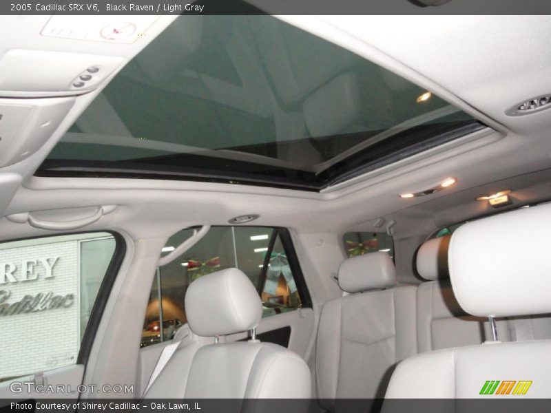 Black Raven / Light Gray 2005 Cadillac SRX V6