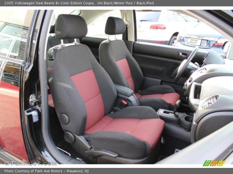  2005 New Beetle Bi-Color Edition Coupe Black/Red Interior