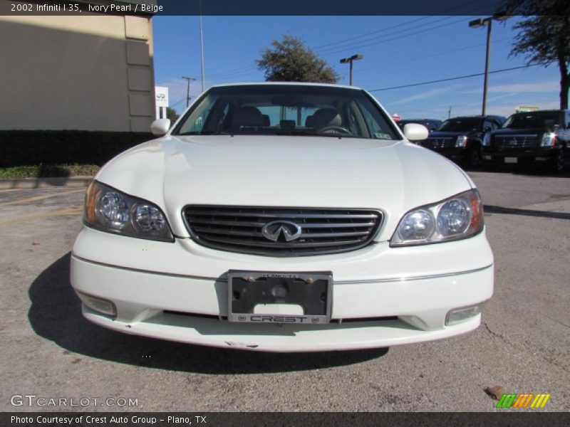 Ivory Pearl / Beige 2002 Infiniti I 35