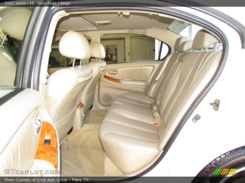 Ivory Pearl / Beige 2002 Infiniti I 35
