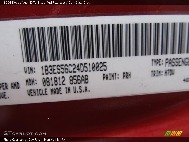 Blaze Red Pearlcoat / Dark Slate Gray 2004 Dodge Neon SXT
