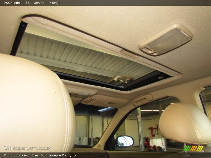 Ivory Pearl / Beige 2002 Infiniti I 35