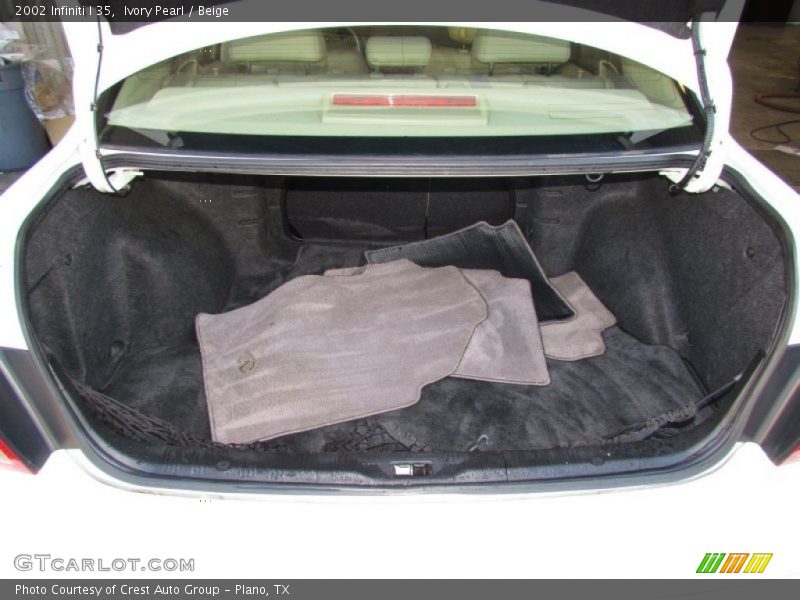 Ivory Pearl / Beige 2002 Infiniti I 35