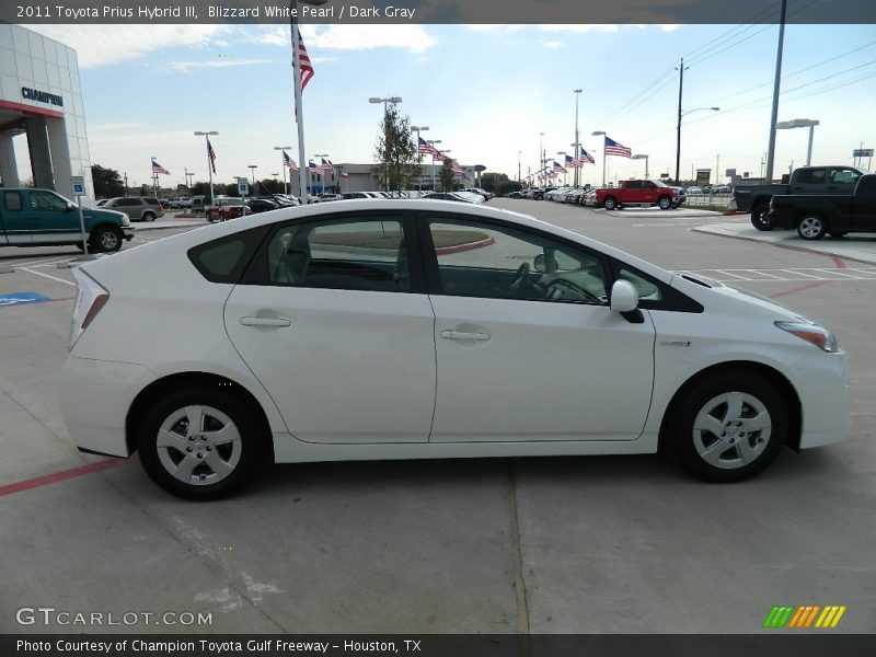 Blizzard White Pearl / Dark Gray 2011 Toyota Prius Hybrid III