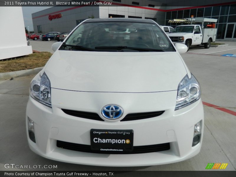 Blizzard White Pearl / Dark Gray 2011 Toyota Prius Hybrid III