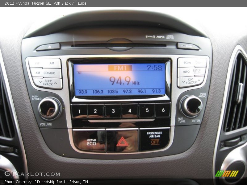 Ash Black / Taupe 2012 Hyundai Tucson GL