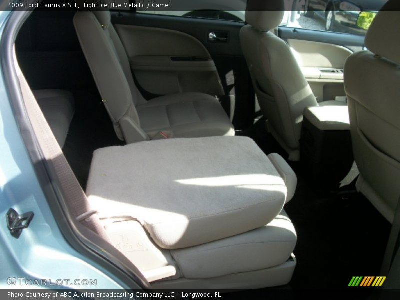 Light Ice Blue Metallic / Camel 2009 Ford Taurus X SEL