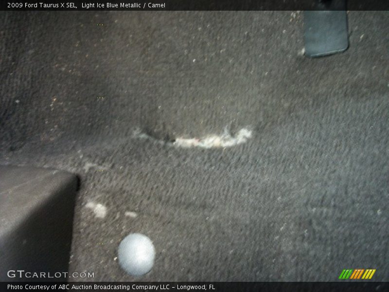 Light Ice Blue Metallic / Camel 2009 Ford Taurus X SEL