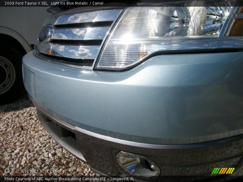 Light Ice Blue Metallic / Camel 2009 Ford Taurus X SEL