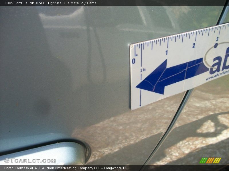 Light Ice Blue Metallic / Camel 2009 Ford Taurus X SEL