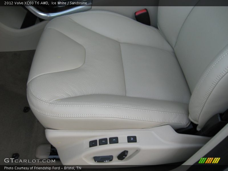 Ice White / Sandstone 2012 Volvo XC60 T6 AWD