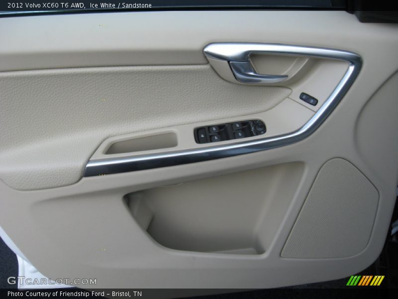 Ice White / Sandstone 2012 Volvo XC60 T6 AWD